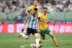 九州体育入口-亚洲踢球者在国际比赛中耀眼发光(这不是亚洲足球的荣耀,而是亚洲足球的耻辱)