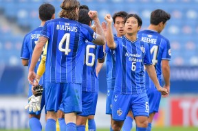 九州体育赛事-沙尔克球员集体提升状态，球队近期表现稳定