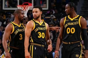 九州体育赛事-杜塞尔多夫队众志成城，努力争取比赛胜利的简单介绍