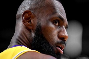 九州体育入口-詹姆斯受伤！湖人新冠军之路岌岌可危的简单介绍