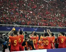 精英对决，亚洲足球俱乐部赛事备受关注