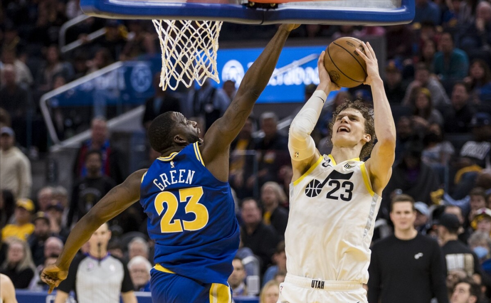 足球二过一战术有哪四种