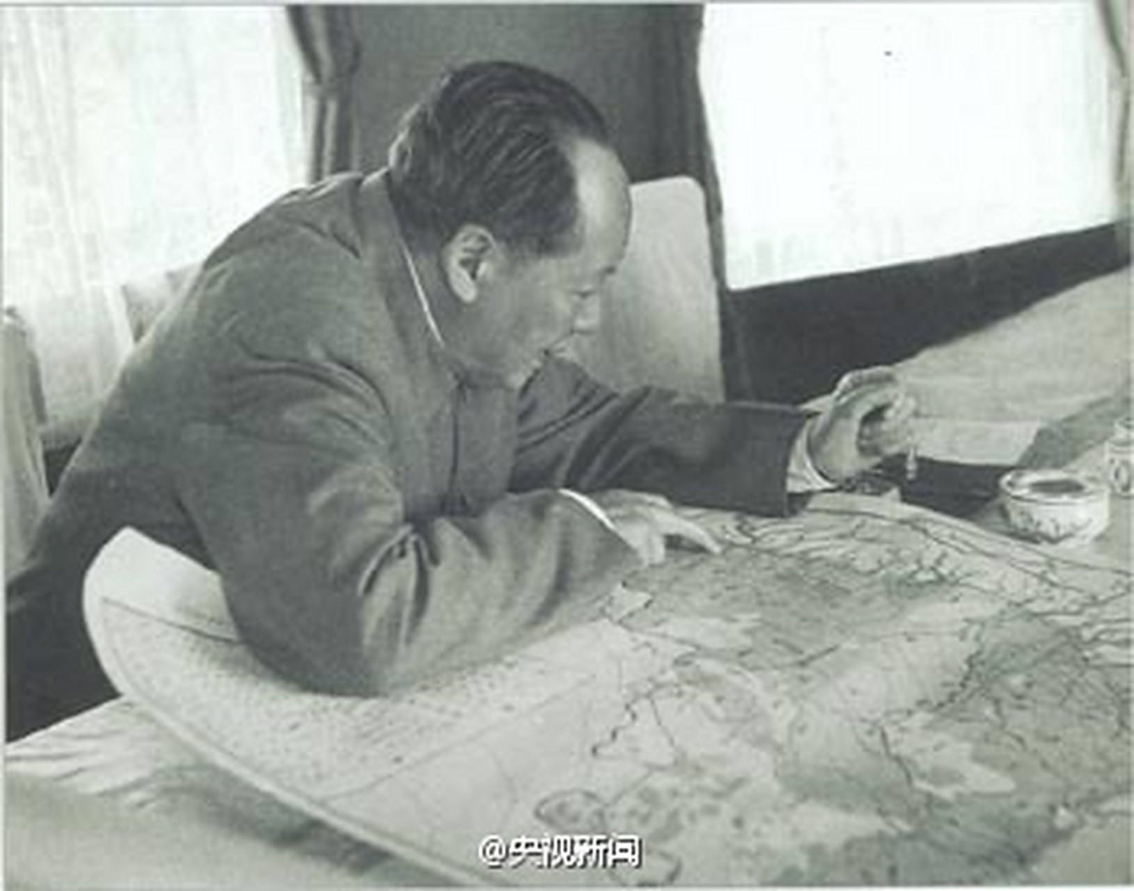 包含圣埃蒂安主场战平尼斯,保持不败的词条 包含圣埃蒂安主场战平尼斯,保持不败的词条
